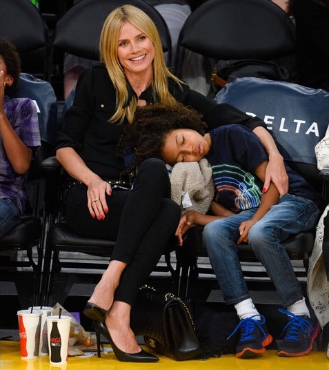 2A28548E-6759-497A-B258-4CB7F23007BD